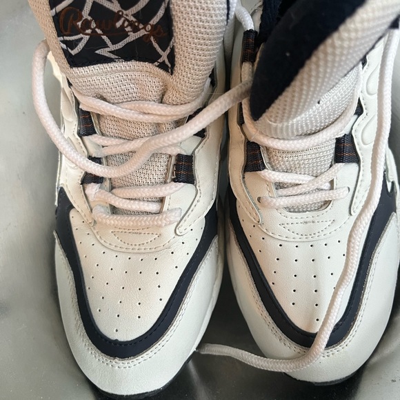 Vintage Rawlings all leather running shoes brand new with tags attached - Picture 10 of 17